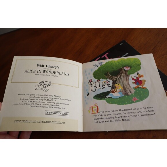 E.T. The Extra-Terrestrial + Alice in Wonderland SEE HEAR & READ Book & Record - Picture 4 of 12